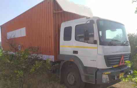 BharatBenz 2523 Images